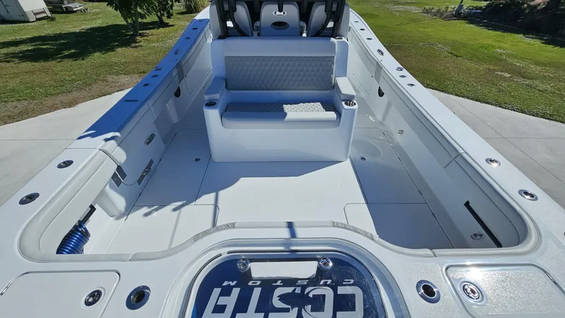 Slide: The Image of Costa Custom 34SV 2025 - 5746303