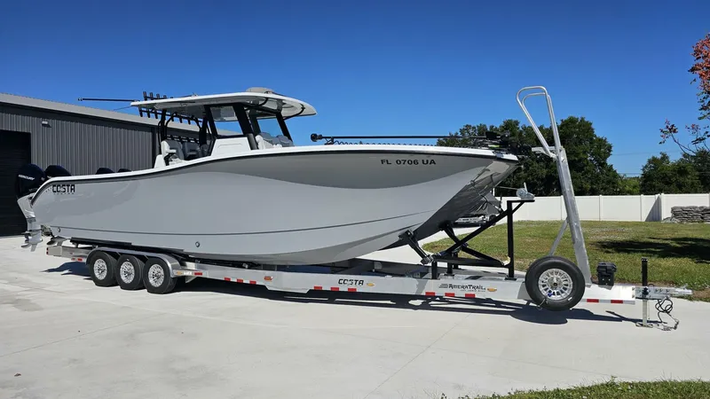 Slide: The Image of Costa Custom 34SV 2025 - 5746274