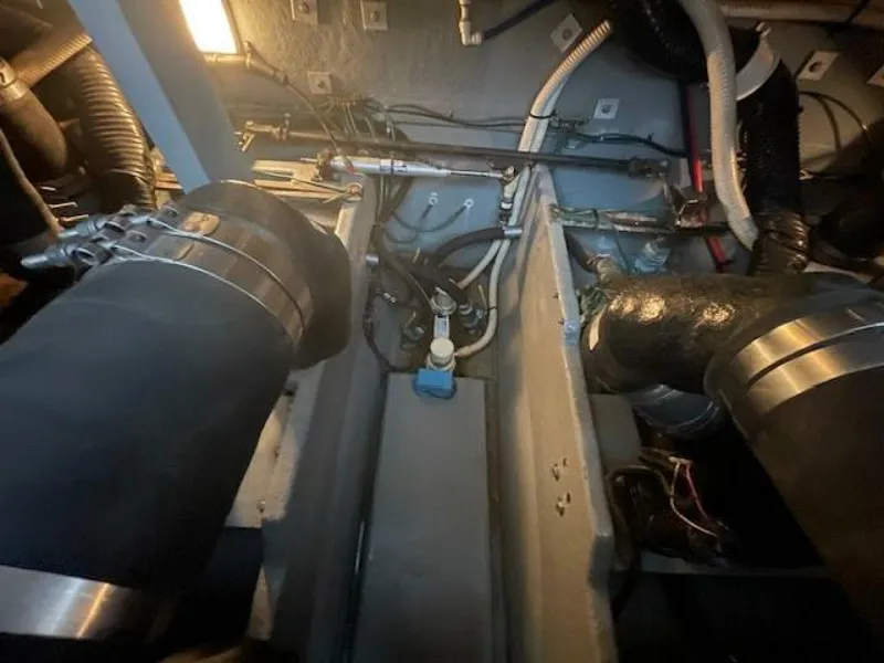 Slide: The Image of Sea Ray 370 Sundancer 1998 - 5754439