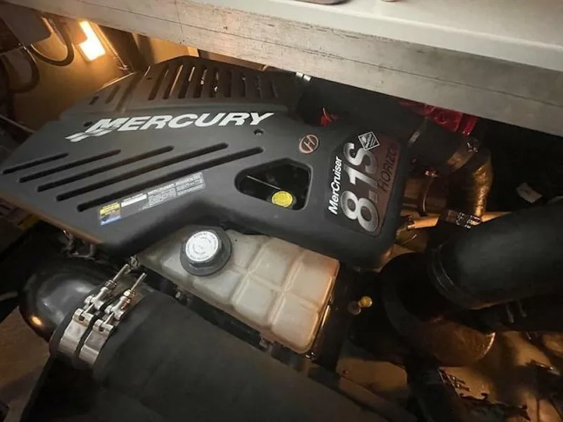 Slide: The Image of Sea Ray 370 Sundancer 1998 - 5754440