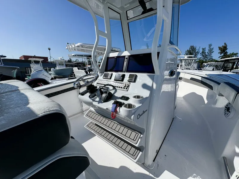 Slide: The Image of Tidewater CC Adventure Bluewater 2023 - 5800220