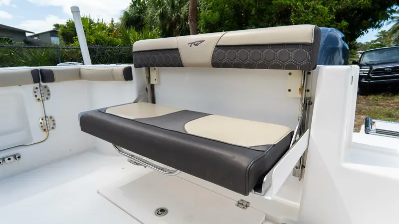 Slide: The Image of Tidewater CC Adventure 2020 - 5800302