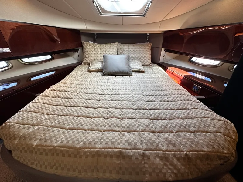 Slide: The Image of Sea Ray 47 SEDAN BRIDGE 2008 - 5746132