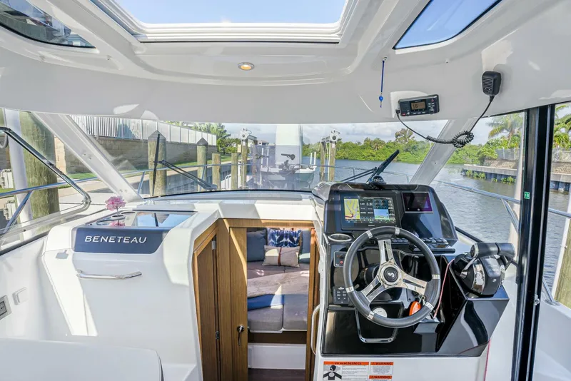 Slide: The Image of Beneteau Antares 9 2021 - 5746456