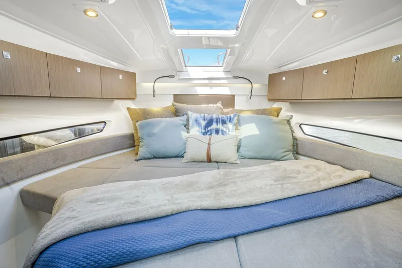 Slide: The Image of Beneteau Antares 9 2021 - 5746442