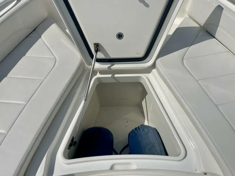 Slide: The Image of Regulator Marine 26XO 2023 - 5746616