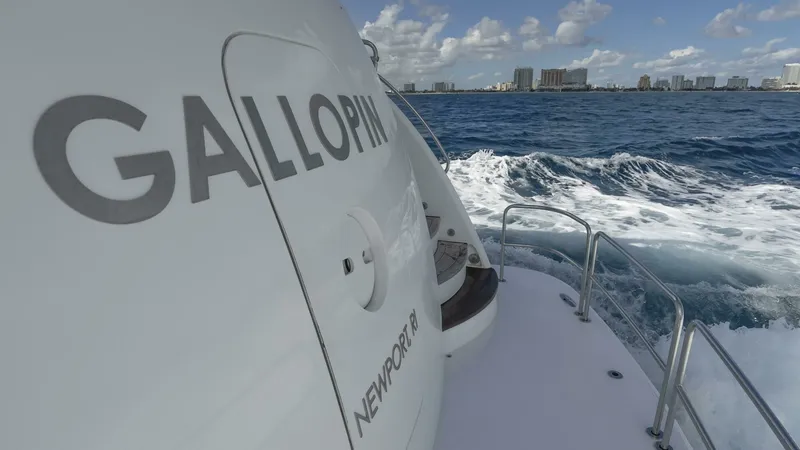 Slide: The Image of Hatteras 80 Gallopin- Stern 2007 Hatteras 80 Gallopin - 7648100