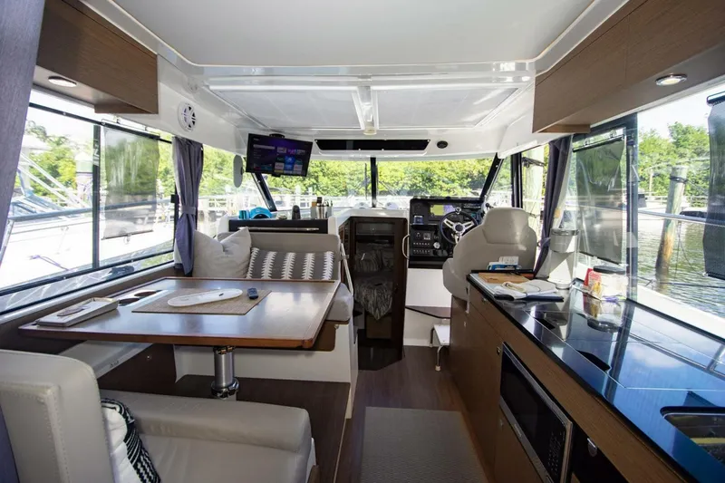 Slide: The Image of Jeanneau NC 1095 2021 - 5746762