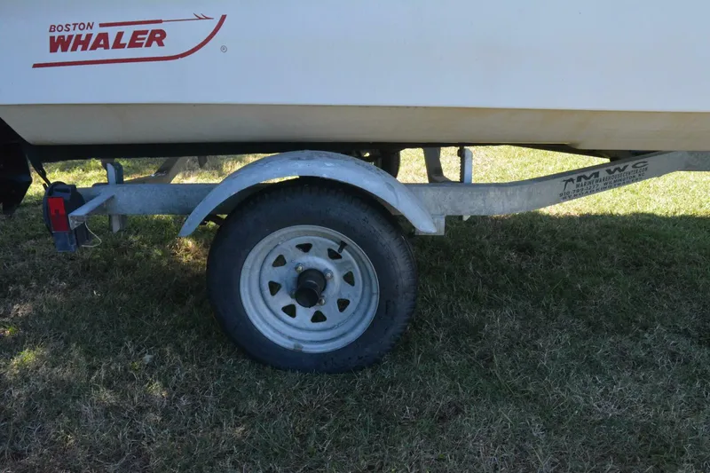 Slide: The Image of Boston Whaler 13 Sport 1990 - 5746828