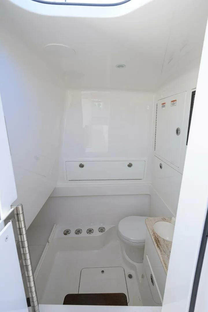 Slide: The Image of Head 2022 Valhalla V41 Center Console MISS ALLIED - 5747302