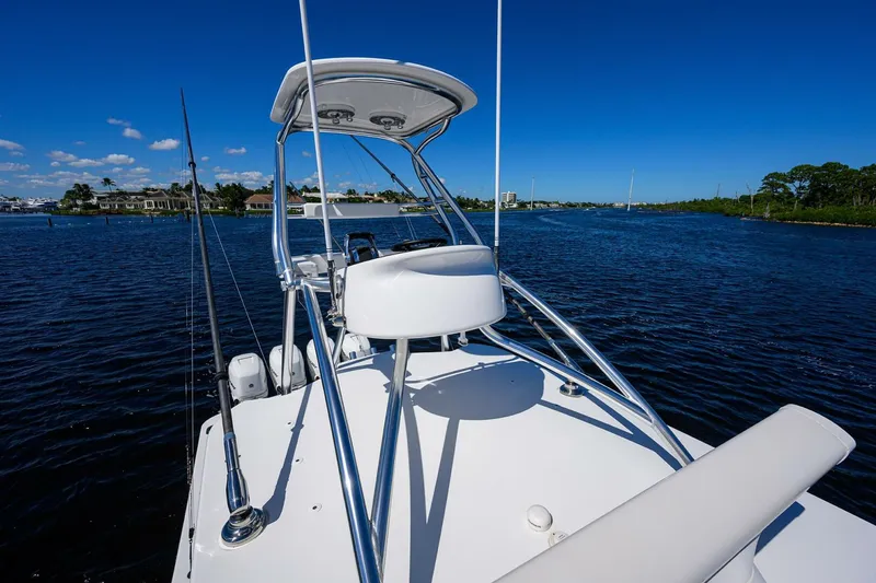 Slide: The Image of Hardtop Tower 2022 Valhalla V41 Center Console MISS ALLIED - 5747307