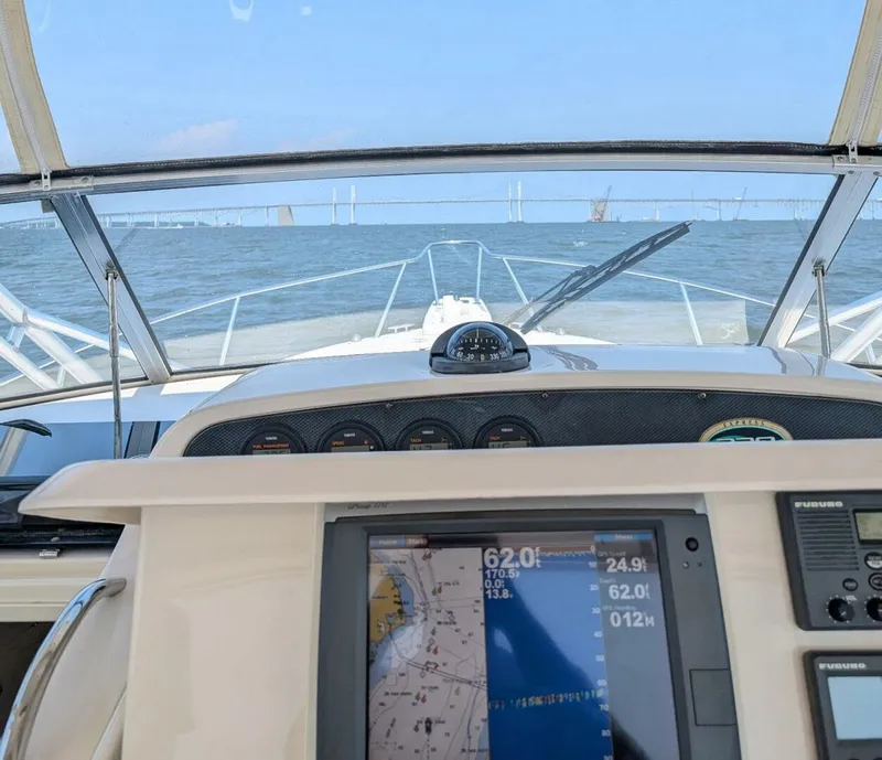 Slide: The Image of Grady-White Express 330 2004 - 5747035