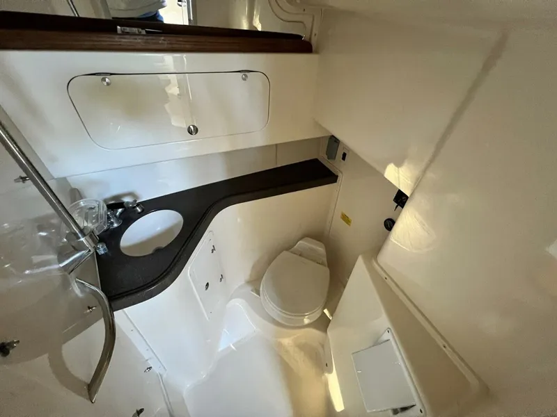 Slide: The Image of Grady-White Express 330 2004 - 5747044