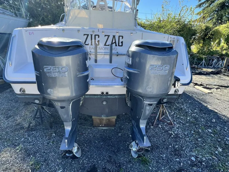 Slide: The Image of Grady-White Express 330 2004 - 5747056