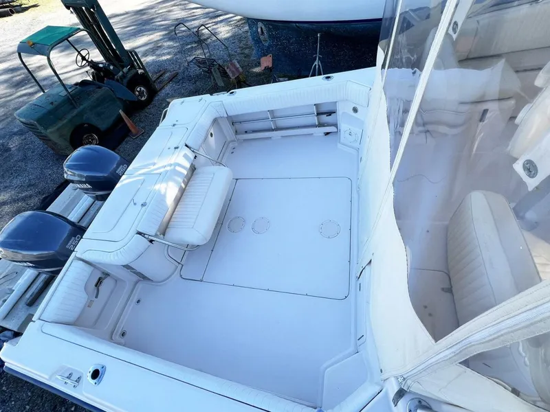 Slide: The Image of Grady-White Express 330 2004 - 5747027