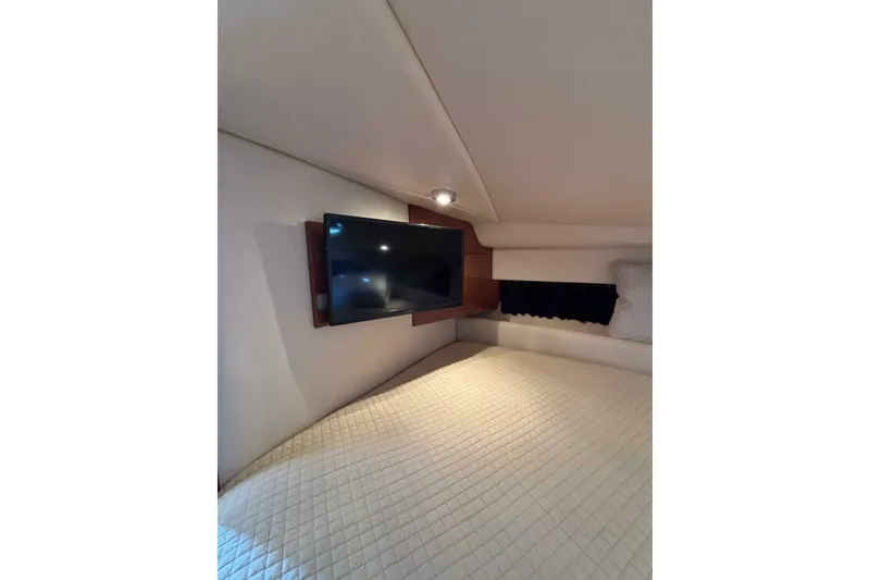 Slide: The Image of Regal 3760 Sportyacht 2007 - 5747508