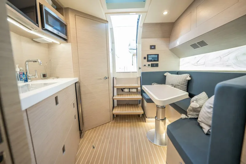 Slide: The Image of Scout 530 LXF 2023 - 5860651