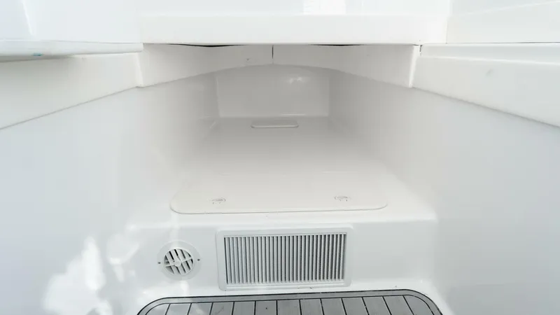 Slide: The Image of Front Runner CC 2025 - 5748908