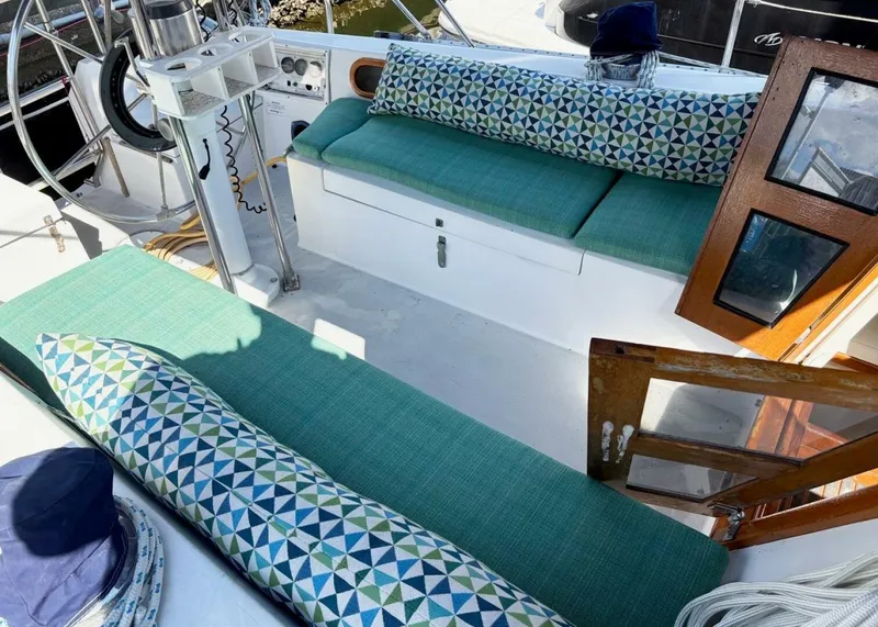 Slide: The Image of Catalina Sloop 1992 - 5747894