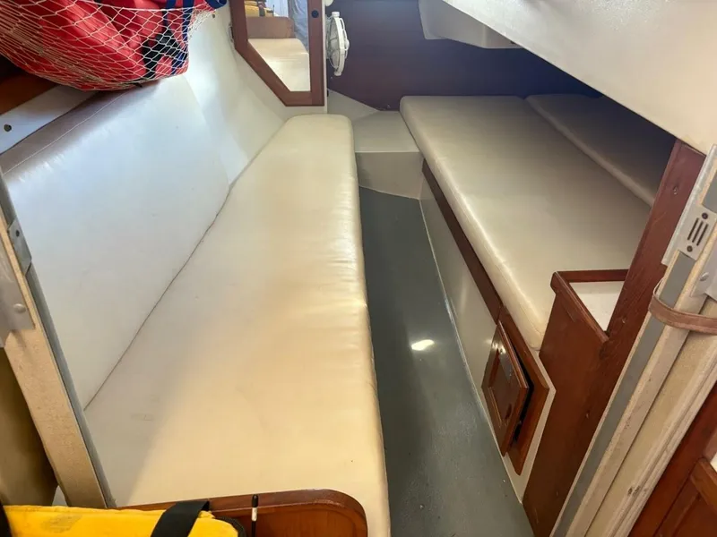 Slide: The Image of Catalina Sloop 1992 - 5747899