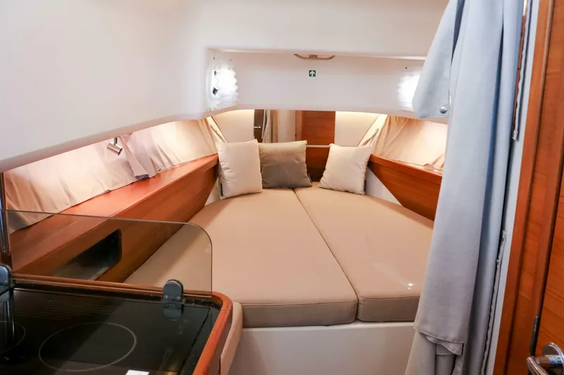 Slide: The Image of Nimbus 40 - Ocean Therapy -  2021 Nimbus 40 C11 - Ocean Therapy  - 5748022