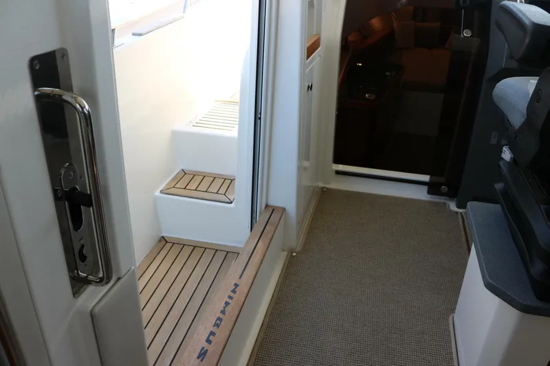 Slide: The Image of Nimbus 40 - Ocean Therapy -  2021 Nimbus 40 C11 - Ocean Therapy  - 5748025