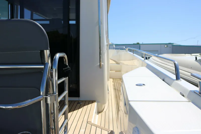 Slide: The Image of Nimbus 40 - Ocean Therapy -  2021 Nimbus 40 C11 - Ocean Therapy  - 5748002