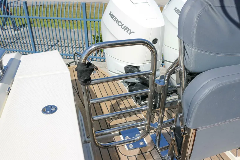 Slide: The Image of Nimbus 40 - Ocean Therapy - Exterior Profile 2021 Nimbus 40 C11 - Ocean Therapy  - 5748001