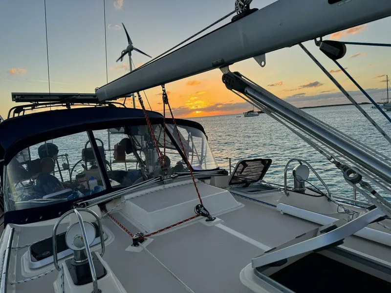 Slide: The Image of Island Packet 420 2001 - 5748831