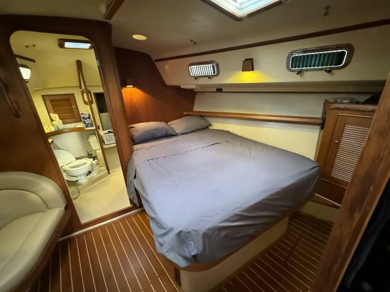 Slide: The Image of Island Packet 420 2001 - 5785697