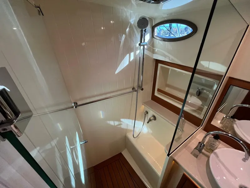 Slide: The Image of Palm Beach PB50 2016 - 5782527