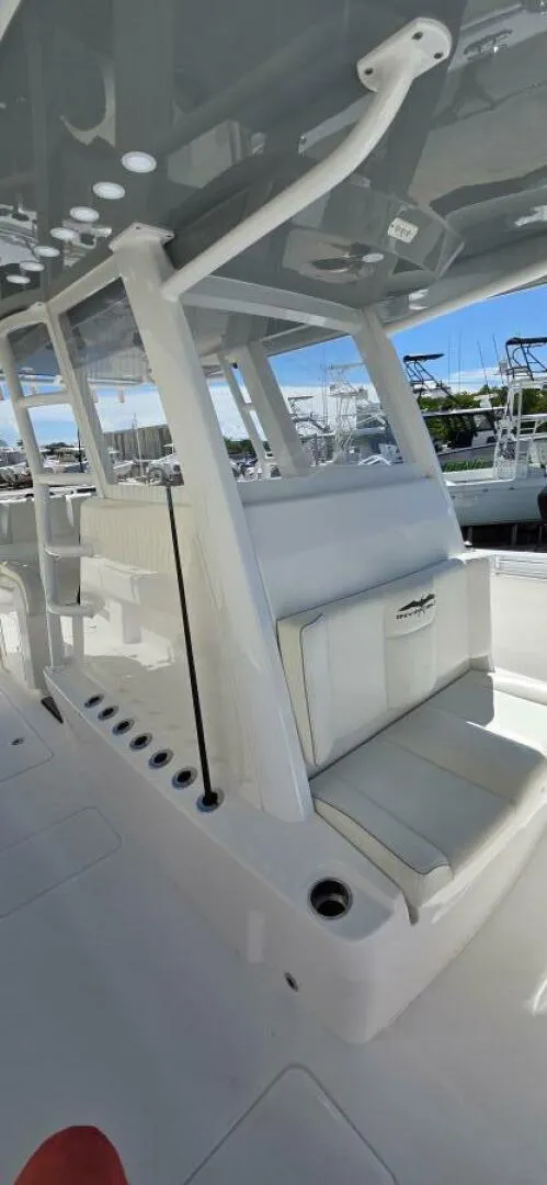 Slide: The Image of Invincible 35 2020 - 5752051