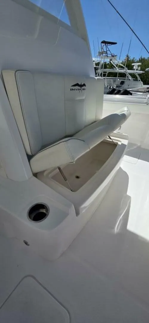 Slide: The Image of Invincible 35 2020 - 5752053