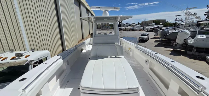 Slide: The Image of Invincible 35 2020 - 5752024