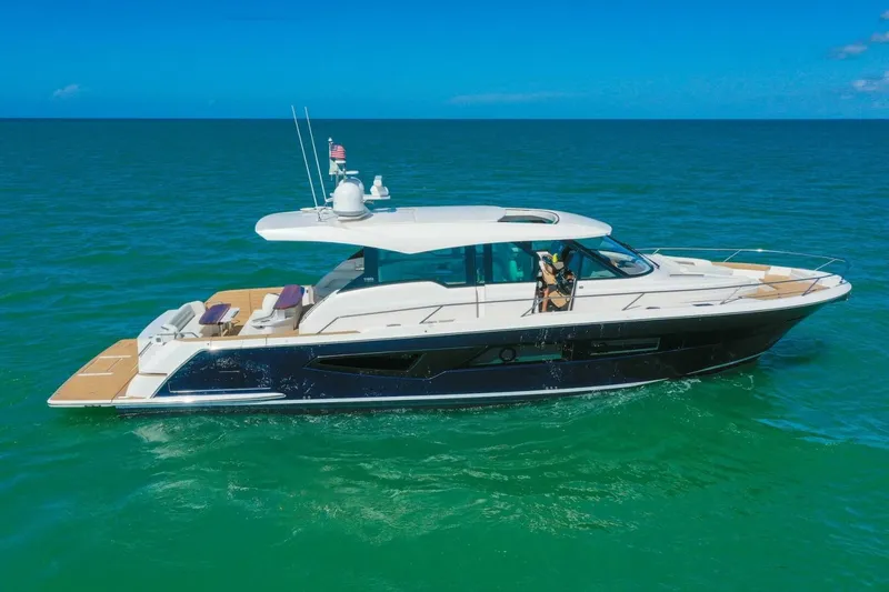 The Image of 2023 Tiara Yachts EX 60 TRANQUIL MOMENTS II - 5780026