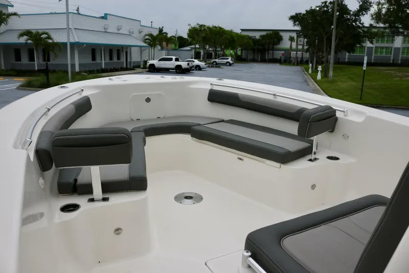 Slide: The Image of Sea Born LX 26 - Port Bow 2024 26' Sea Born LX 26 - 5752954