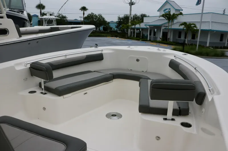 Slide: The Image of Sea Born LX 26 - Starboard Bow 2024 26' Sea Born LX 26 - 5752955