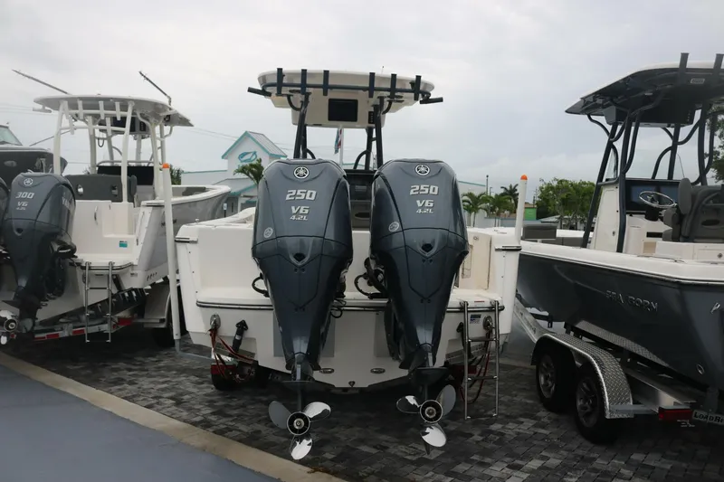 Slide: The Image of Sea Born LX 26 - Aft Profile 2024 26' Sea Born LX 26 - 5752940