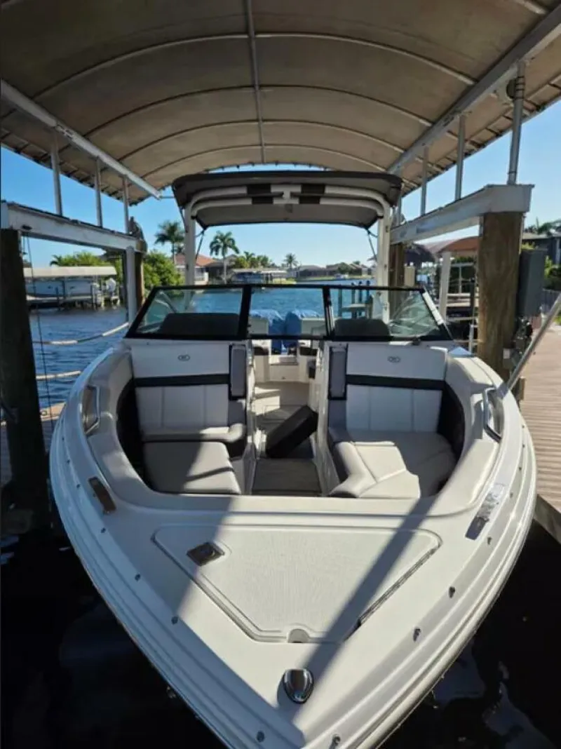 Slide: The Image of Cobalt R8 2022 - 5748924