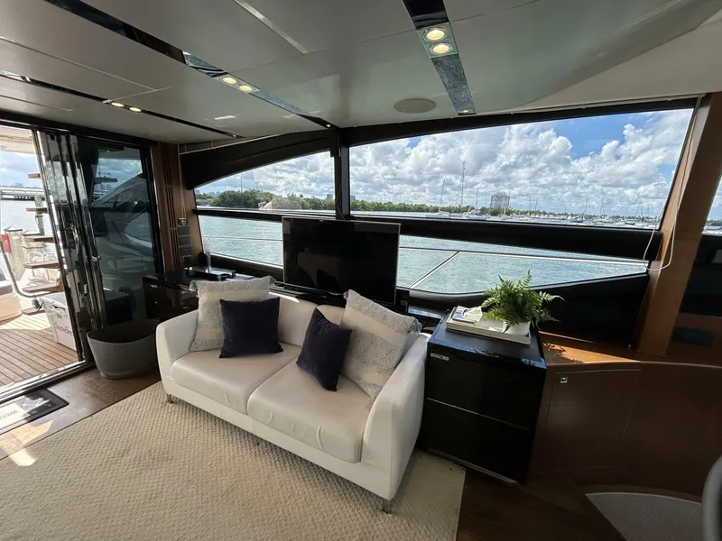 Slide: The Image of Princess S72 2014 - 5918500