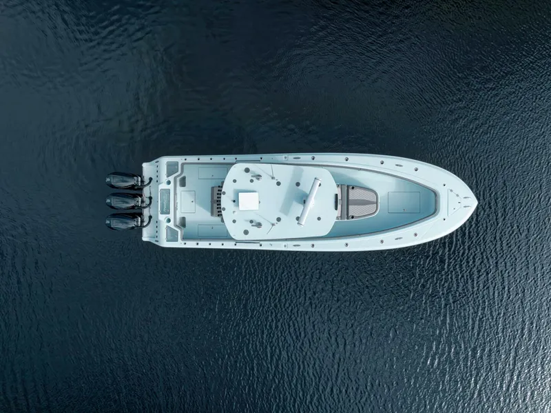 Slide: The Image of Front Runner 36 Center Console 2026 - 5749006