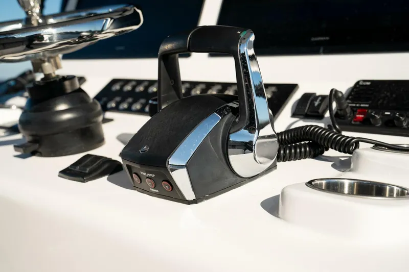 Slide: The Image of Front Runner 36 Center Console 2026 - 5749020