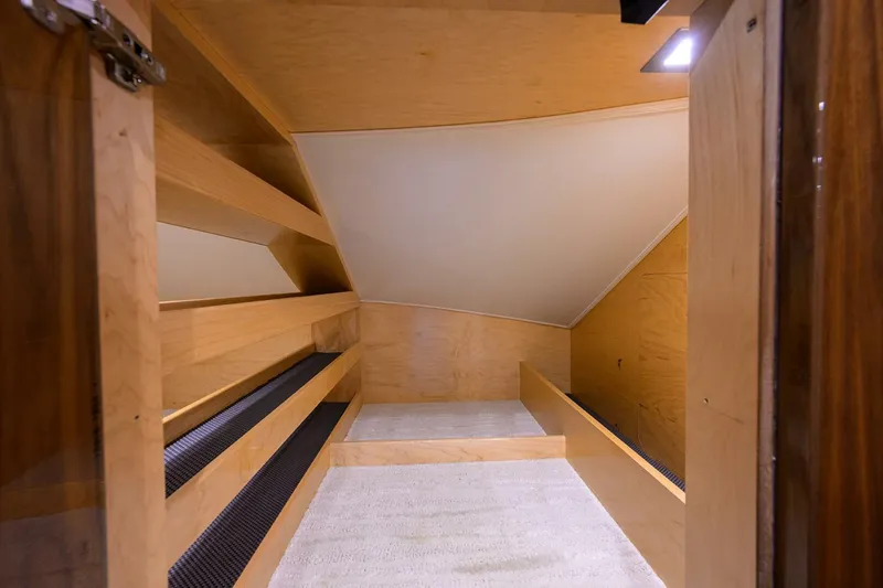 Slide: The Image of Viking 72 - Corintios - Interior Storage 2018 Viking Enclosed Bridge - Corintios - 5755445