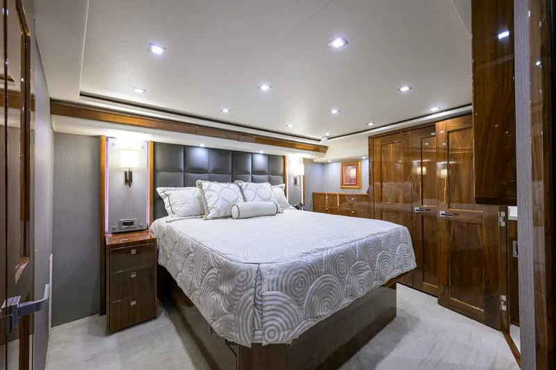 Slide: The Image of Viking 72 - Corintios - Interior Stateroom 2018 Viking Enclosed Bridge - Corintios - 5755467