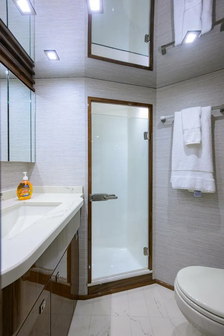 Slide: The Image of Viking 72 - Corintios - Interior Head 2018 Viking Enclosed Bridge - Corintios - 5755479