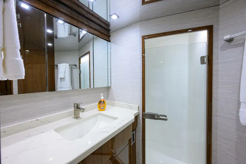 Slide: The Image of Viking 72 - Corintios - Interior Head 2018 Viking Enclosed Bridge - Corintios - 5755481