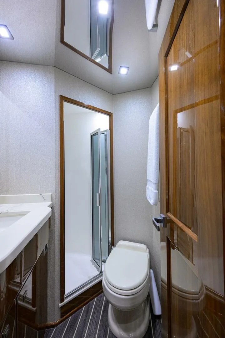 Slide: The Image of Viking 72 - Corintios - Interior Head 2018 Viking Enclosed Bridge - Corintios - 5755521