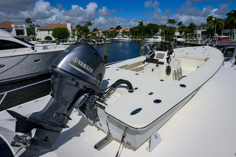 Slide: The Image of Viking 72 - Corintios - Exterior Bow 2018 Viking Enclosed Bridge - Corintios - 5755846