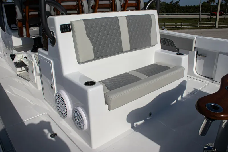 Slide: The Image of Front Runner 43 Catamaran 2026 - 5749501