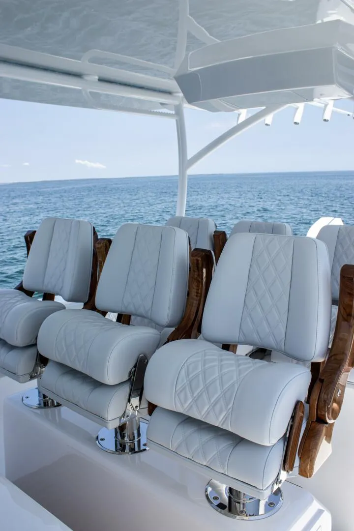 Slide: The Image of Front Runner 43 Catamaran 2026 - 5749497